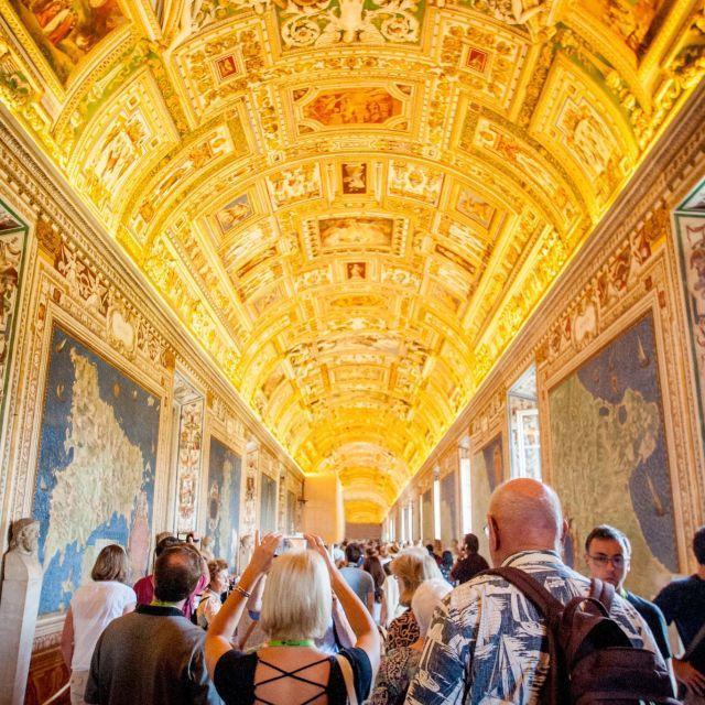 Rome In a Day: Vatican Museums, Sistine Chapel, Trevi Fountain and Basilica Tour