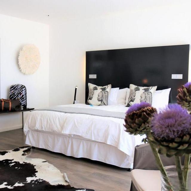 Fourth Night at Dysart Boutique Hotel