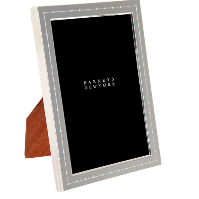 Dotted Silver-Plate 4" x 6" Picture Frame