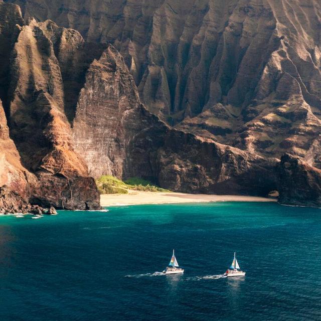 Na Pali Coast Boat Tour