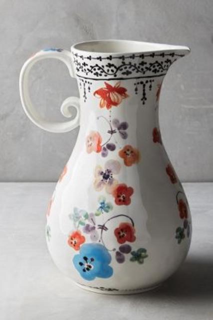 Isidre Pitcher