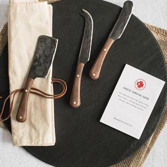 Brooklyn Slate Company - entertaining essentials round cheese board