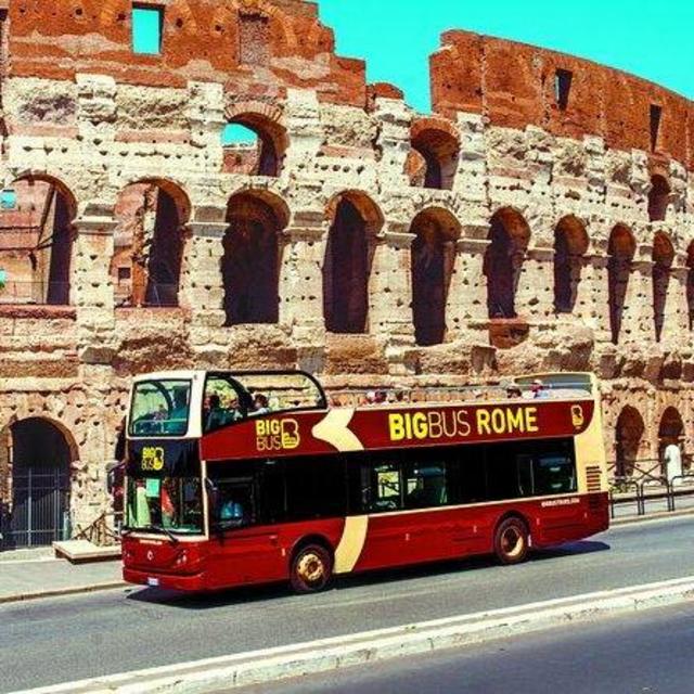 Hop on Hop off bus tour in Rome