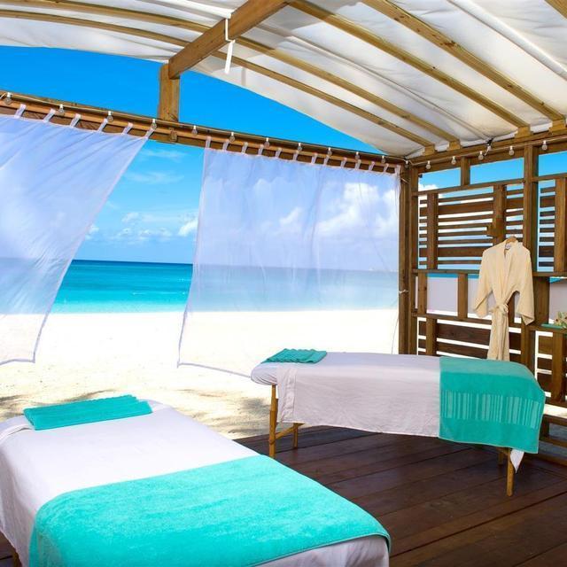 Couples Massage on the Beach