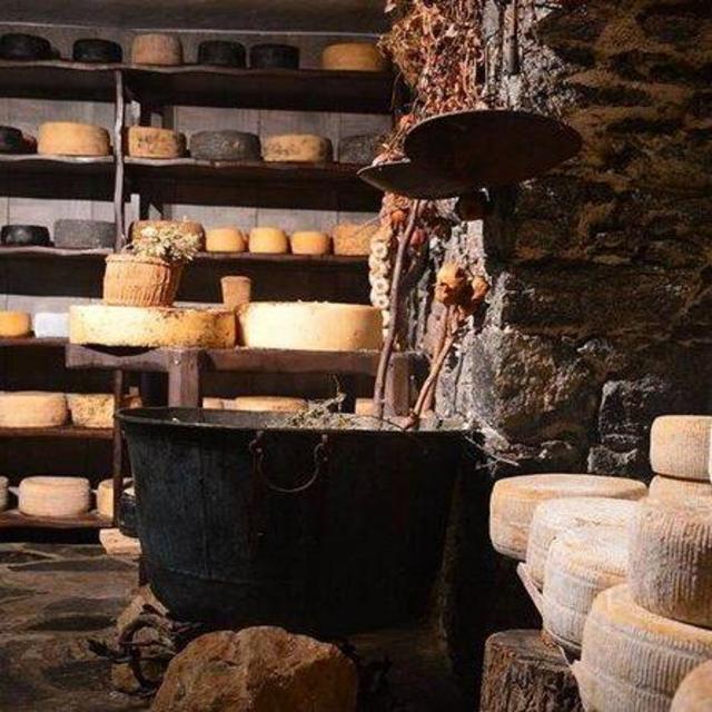 Food Tasting and Cooking Class on Naxos