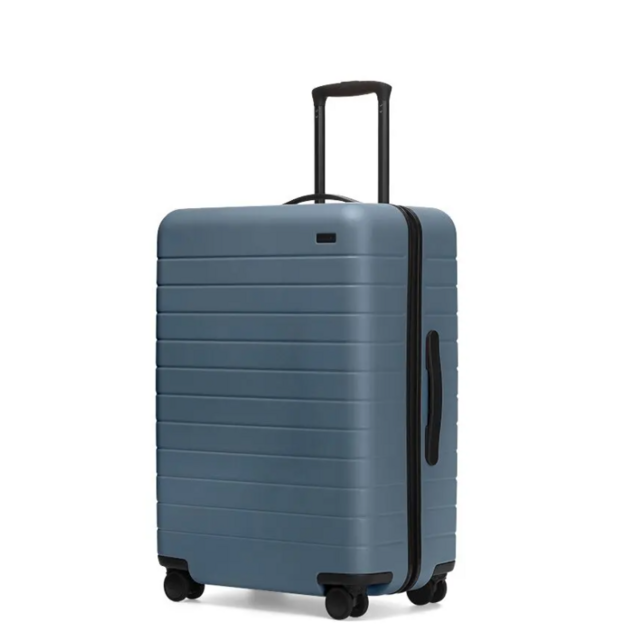 Away Suitcase - Medium (color coast)