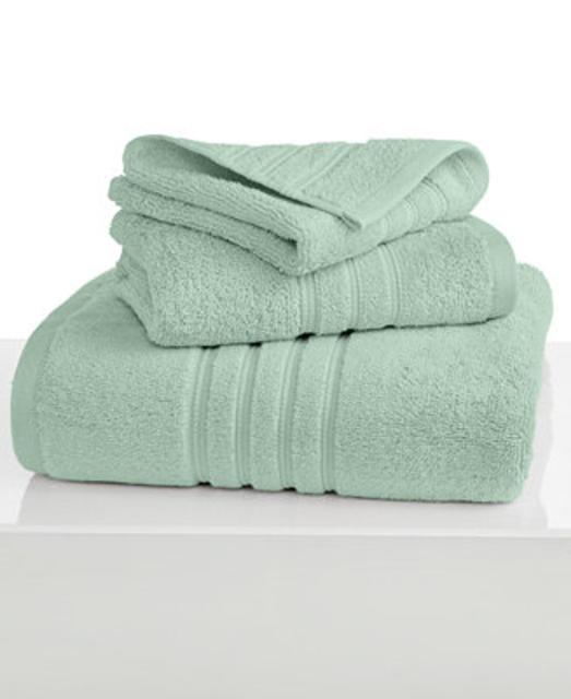 MicroCotton Luxe 30" x 56" Bath Towel - IVORY