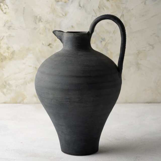 Ravine Black Ceramic Jug