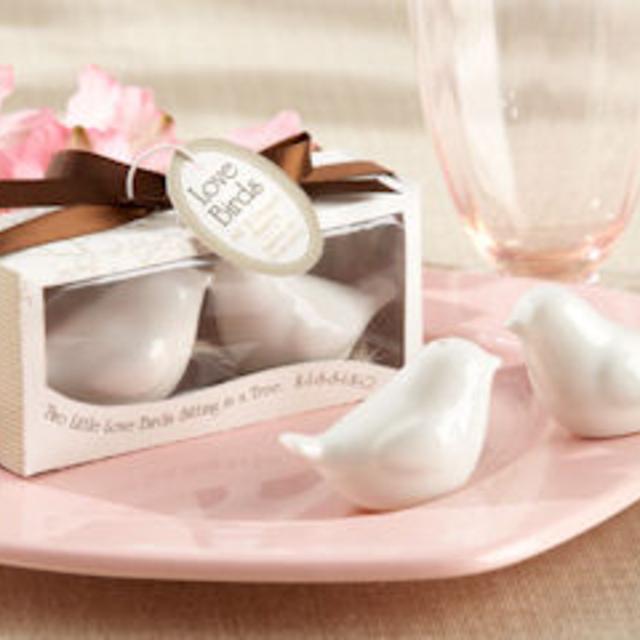 Love Birds Salt and Pepper Shakers Wedding Favors