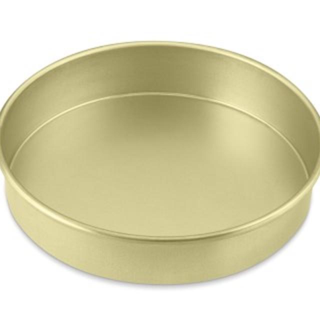 Williams Sonoma Goldtouch® Nonstick Round Cake Pan, 10",