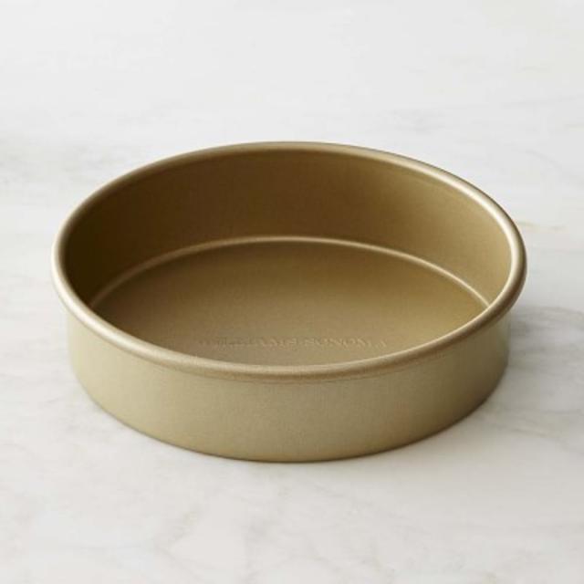 Williams Sonoma Goldtouch® Nonstick Round Cake Pan, 8"