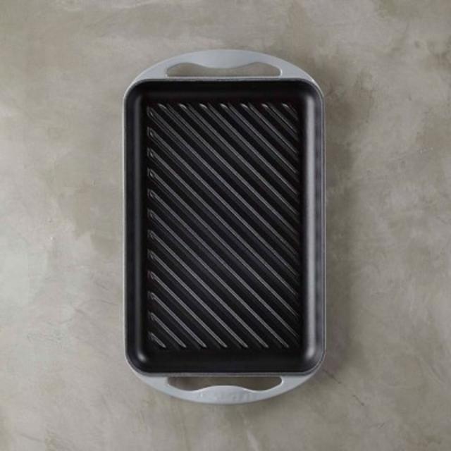 Le Creuset Cast-Iron Rectangular Skinny Grill, French Grey