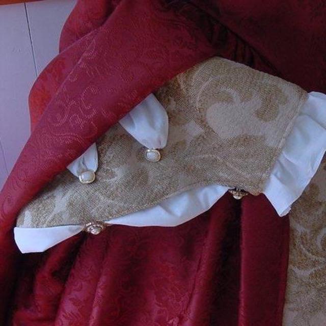 Additional Tudor Underskirt and Undersleeve sets