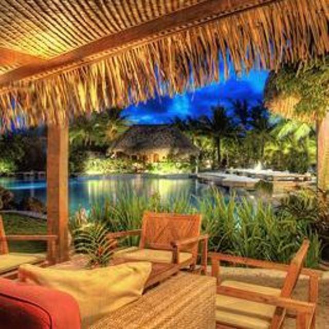 Drinks and Delights at Aparima Bar, St. Regis Hotel, Bora Bora