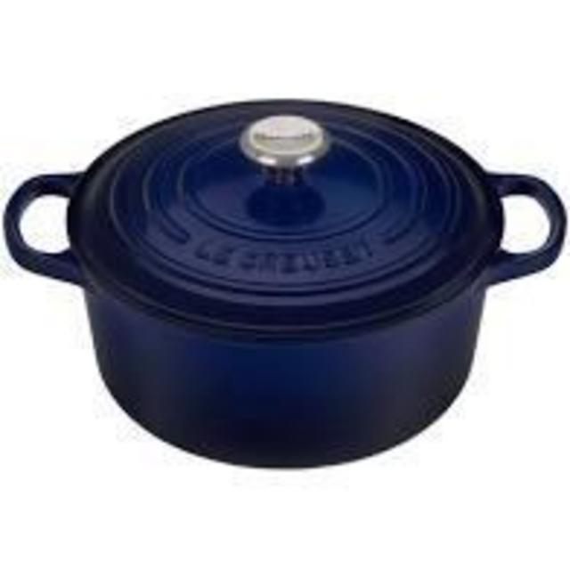 Le Creuset® Signature 3.5 qt. Round Dutch Oven in Indigo