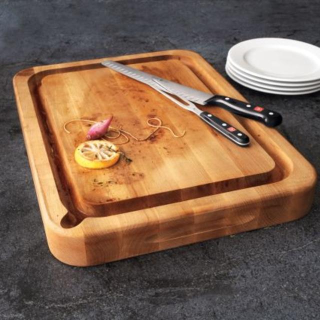 John Boos & Co. Deep-Groove Maple Board with Pouring Spout