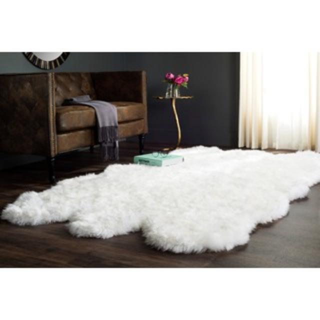 Safavieh Hand-woven Sheep Skin White Sheep Skin Rug (8' x 10')