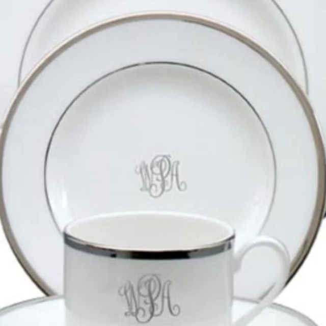 Monogrammed Salad Plate Ivory | Platinum