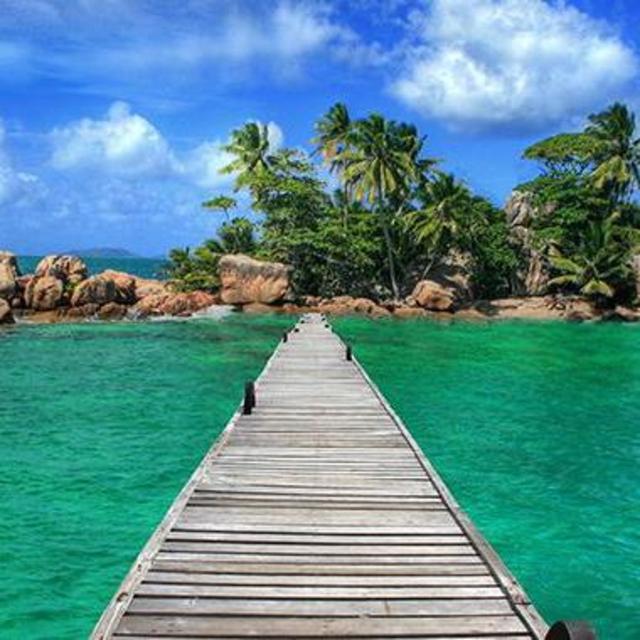 Honeymoon: Stay in the Seychelles Islands