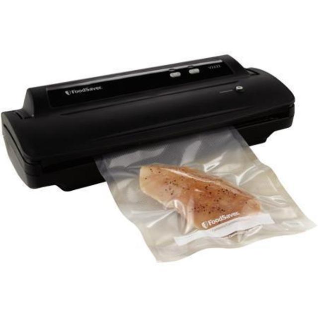 FoodSaver Vacuum Sealer