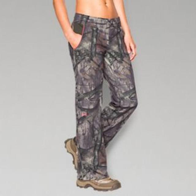 UA Armour® Fleece - CamoWomen’s Hunting Pants