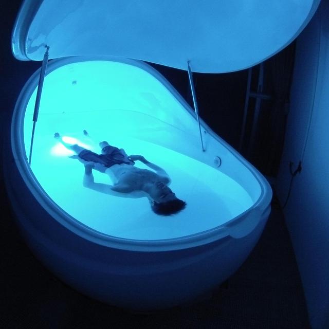 Relaxation inside Bangkok Floatation Chamber