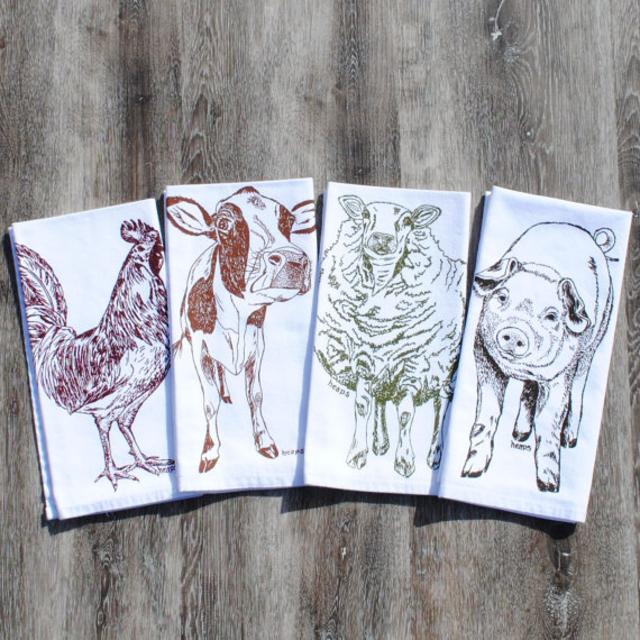 Farm Animals Cotton Napkins Set of 4 - Farmhouse Napkins - Country Table Linens - Barnyard Theme - Washable Reusable Cotton Napkins