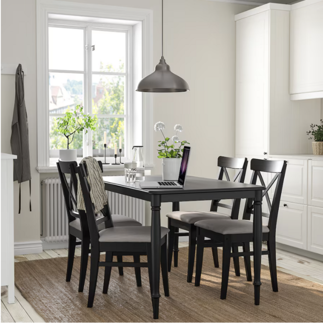 Dinning Table and Chair Set