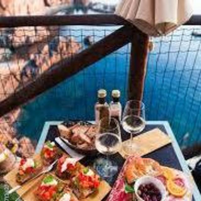 Greece Honeymoon Romantic Dinner For Two With Amazing View
