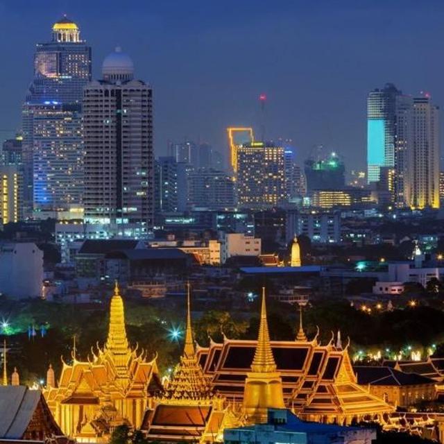Exploring Bangkok City and Temples in Bangkok