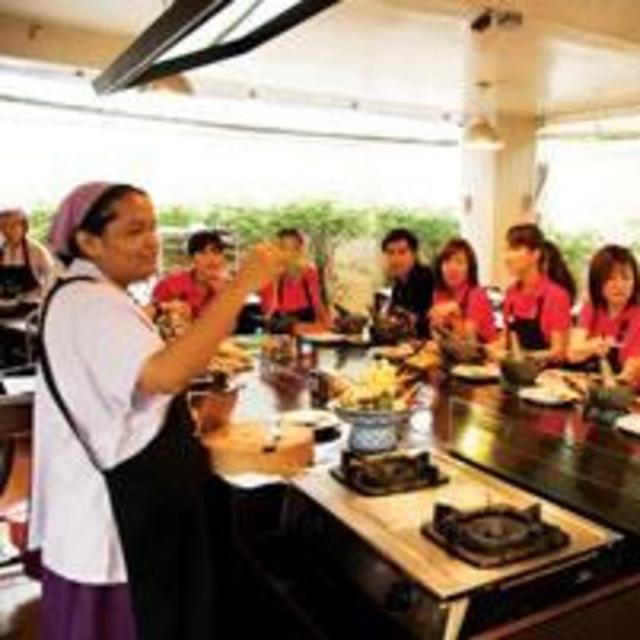 Learn how to cook Thai Food!