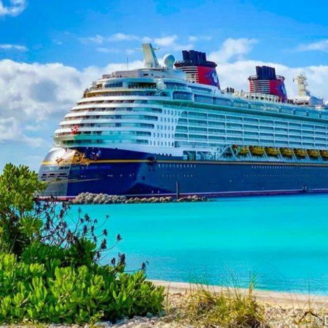 Familymoon Disney Cruise