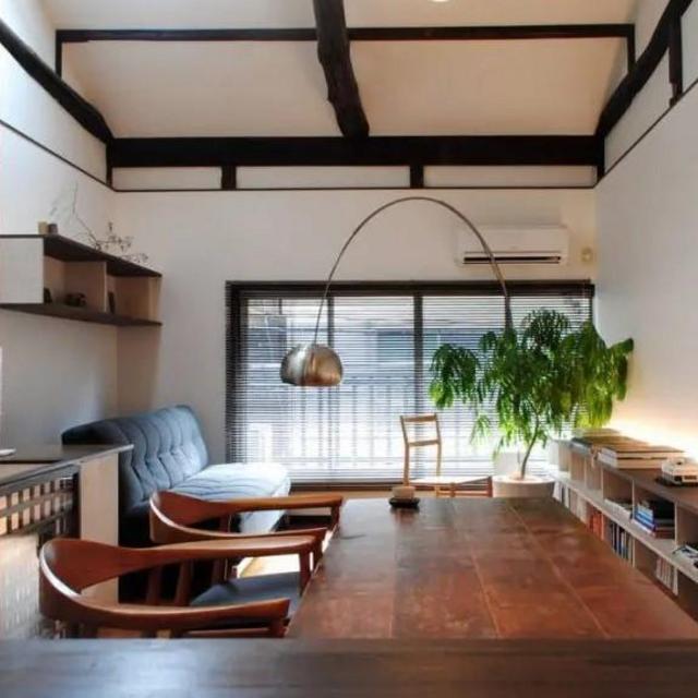 Accommodations: AirBnb, hotels, etc.