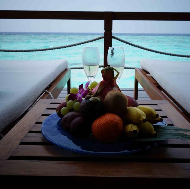 Champagne and Fruit Upon Arrival (Maldives)