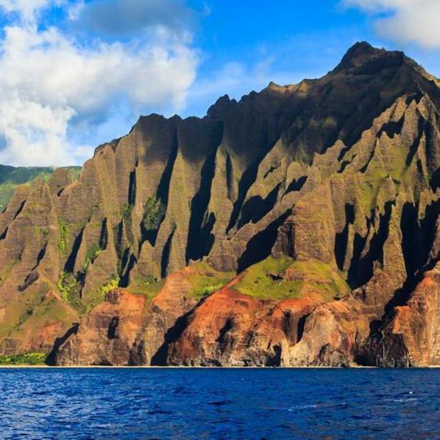 Na Pali Coast Sunset Catamaran Tour with Dinner