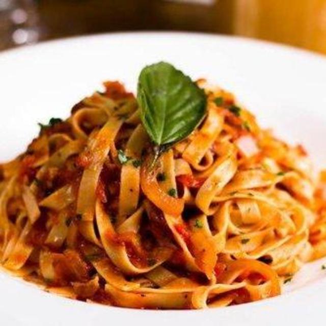 Pasta lunch in Rome