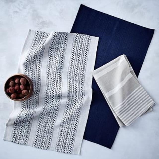 FEED Kitchen Tea Towels (2)