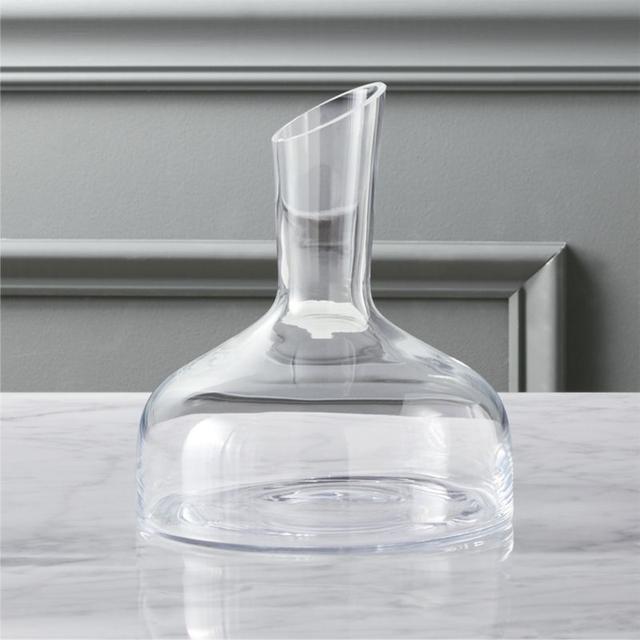 Stem wine decanter