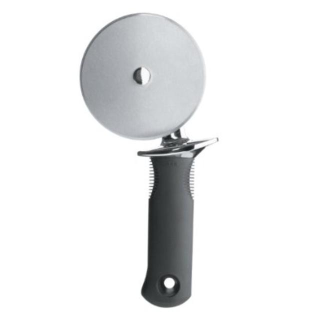 OXO Good Grips 4-inch Pizza Wheel and Cutter