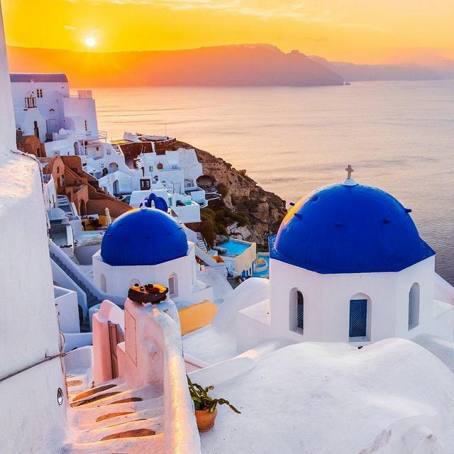 Honeymoon - Santorini & Mykonos Travel Fund