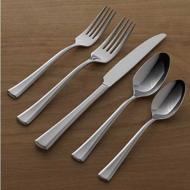 Oneida Noble 82-pc. Flatware Set