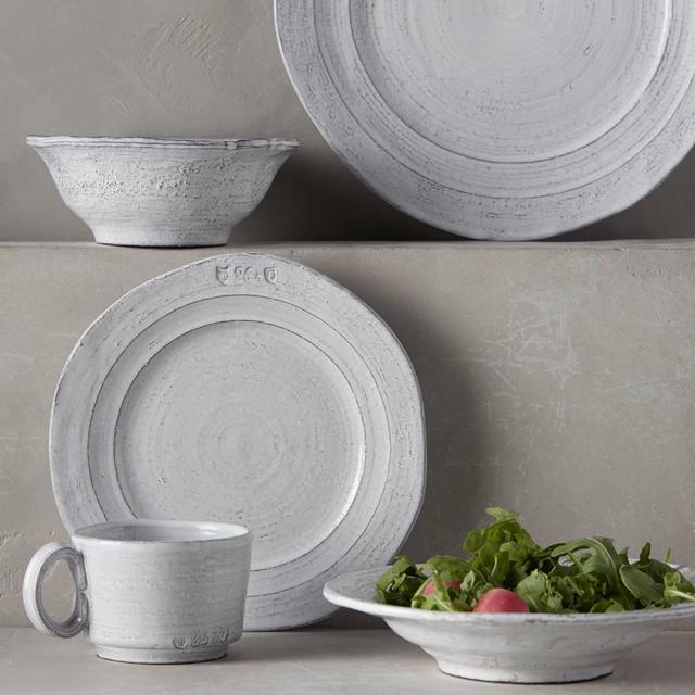 Glenna Dinnerware
