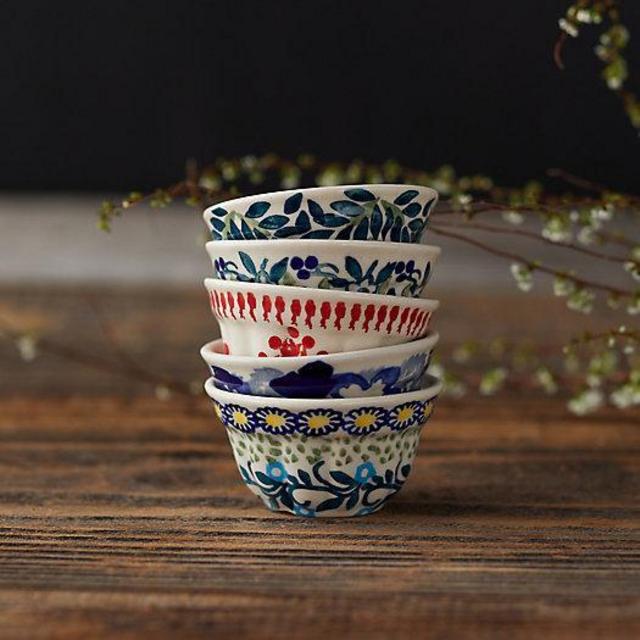 Bloom Bouquets Ceramic Pinch Bowl