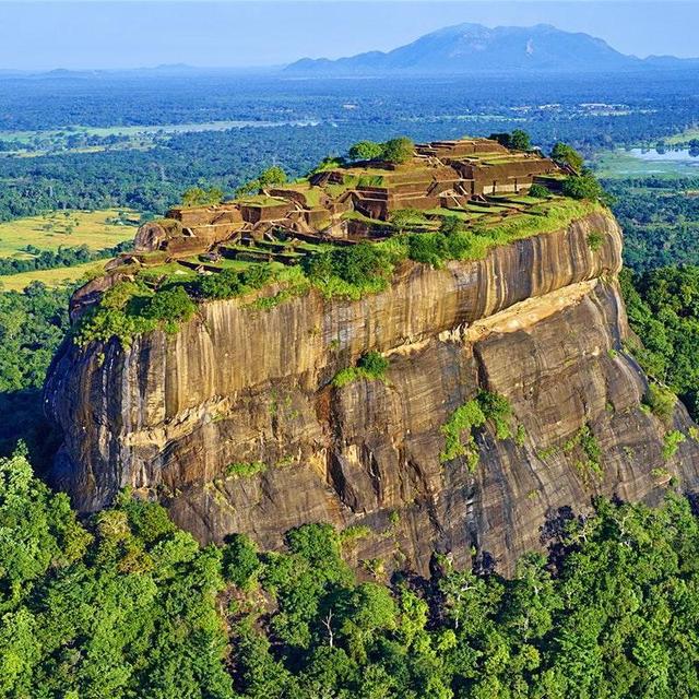 Guided Hike to Sigiriya