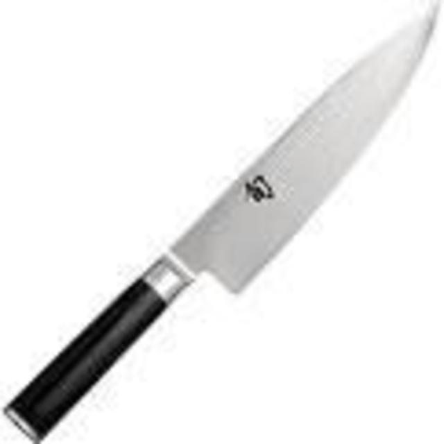Shun DM0707 Classic 10-Inch Chef's Knife