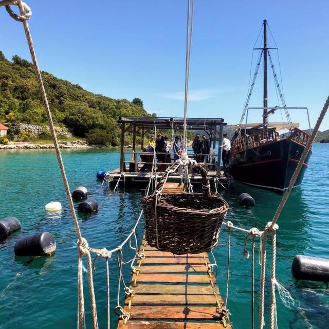 Oyster & Wine Tour in Croatia - Honeymoon