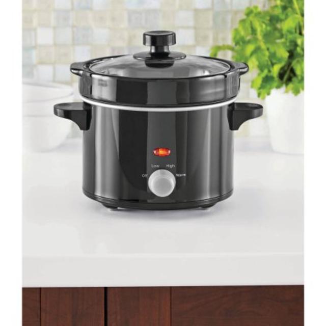 2 Quart Stoneware Crockpot