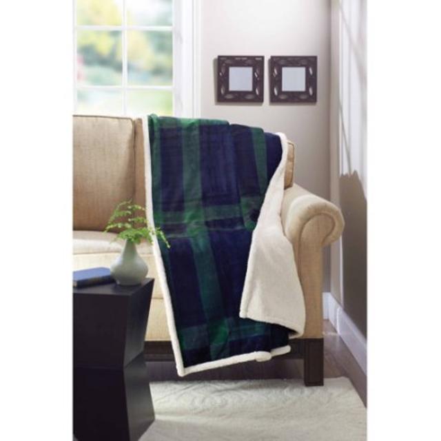 Better Homes and Gardens Royal Plush 50" x 60" Throw, Blue/Green Plaid