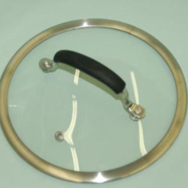 1 X Tempered Glass Lid Size: 2.5" H x 8.25" W x 8.25" D