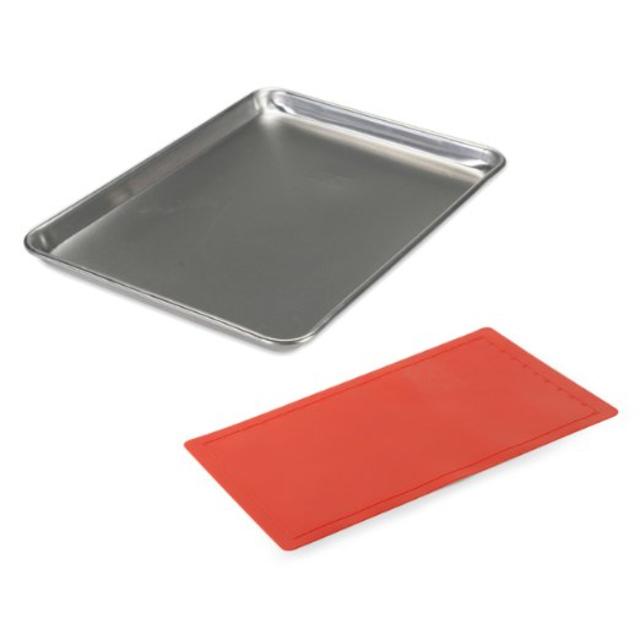 Nordic Ware Natural Aluminum Commercial Baker's Half Sheet and Nonstick 12- by 17-Inch Silicone Baking Mat